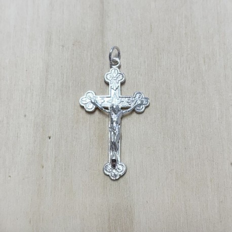 CRUZ TRÉBOL CON CRISTO